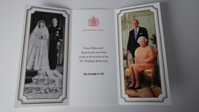 Kuninkaalliset joulukortit vastaukset, Hovikirjeenvaihtaja, kuninkaallisten osoitteet, kuningatar Elisabet ja prinssi Philip hääpäivä